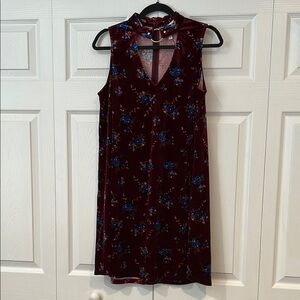 Xhilaration Red Sleeveless V-Neck Sheath Dress